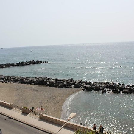 Appartamento Vista D'Incanto Giardini-Naxos Zewnętrze zdjęcie
